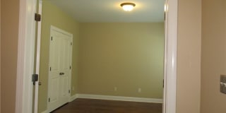 131 W Ridge Way Gallery 17