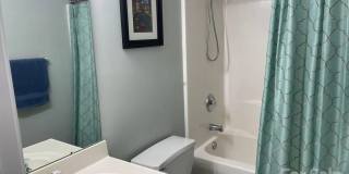 Room in 4 Bedroom Home at Meadowcreek Village Dr Gallery 14