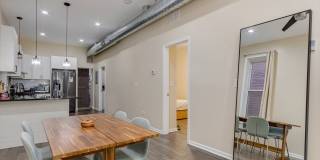 522 N Armour Street Gallery 9