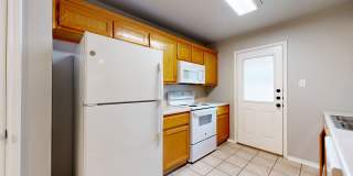 UPDATED DUPLEX IN NOLANVILLE ONLY $1,350!!! Gallery 7