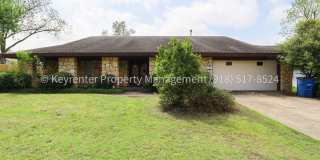 3 Bed | 2 Bath in Central Tulsa! 3 Bed | 2 Bath in Central Tulsa! Gallery 1