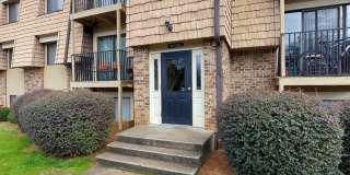 Conveniently Located Affordable Condo For Rent Gallery 1