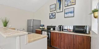Brookstone Gallery 13