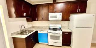 SPECTACULAR, COMPLETELY RENOVATED 2 BED/1 BATH FULLY!!! Gallery 2