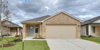 3 BR/2 BA in BASTROP - 1489 SF in Pecan Park - Close to TESLA! Gallery 1