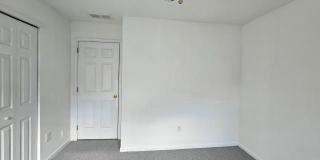 1608 BEACON HILL Gallery 16