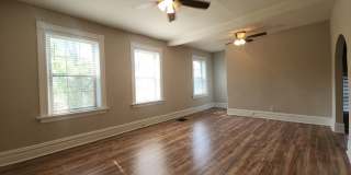 1029 Central Ave - B Gallery 5