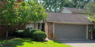5529 Walnut Circle W Gallery 1