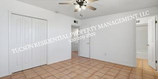 2402 South Calle Yucatan Gallery 18