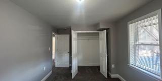 2700 Pelham Avenue Gallery 7