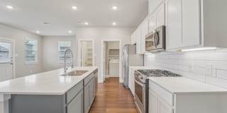 The Maple – Single-Story Sophistication with Room to Live Gallery 1