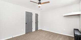 Beautiful 3 bedroom home in Pittsburgh available July 1! Gallery 18