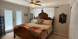 NEW ON MARKET Gallery 22