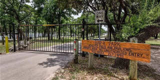 4 BR / 2 BA - 1813 SF One-Story Home - Lago Vista! Gallery 41