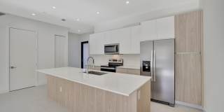 4208 NE 7th Terrace Gallery 13