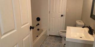 3 BED | 2 BATH | MIDTOWN | FENCED YARD Gallery 12