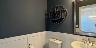 Great 2 story home in Sango! Gallery 1