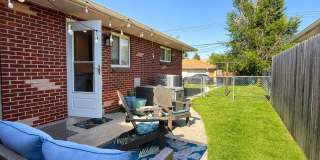 Fully Furnished, UTILITIES INCLUDED Brick Duplex Near Northfield – Just Bring Your Clothes! Gallery 15