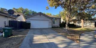 Spacious Single-Story Home in Desirable Elk Grove! Spacious Single-Story Home in Desirable Elk Grove! Gallery 1