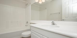 Laurel Canyon Apartment Homes Gallery 38