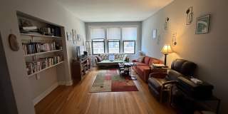 5525 S. Everett Avenue #25-1E 5525 S. Everett Avenue #25-1E Gallery 1