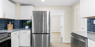 For Rent – Renovated 3 Bedroom Bungalow in Englewood Gallery 8
