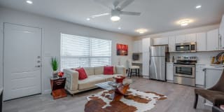 1809 Bennett 1809 Bennett Gallery 6