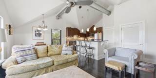 261 S Limestone Gallery 7