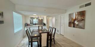 Beatifully updated Beach condo FULLY FURNISHED ANNUAL RENTAL 2/2 Gallery 14