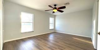 1222 NW 20th Place Gallery 17