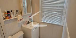 Bright Watertown 3-bed, 2-bath w/ Laundry and Parking Included Bright Watertown 3-bed, 2-bath w/ Laundry and Parking Included Gallery 10