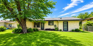 Dellview Neighborhood~Charming Mid-Century Home with Large Backyard Dellview Neighborhood~Charming Mid-Century Home with Large Backyard Gallery 20