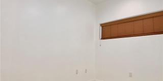 813 Travis Street Gallery 20