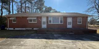 4 bedroom, 2 bath House Gallery 1