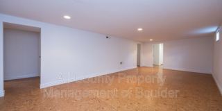 425 S 40th St Gallery 15