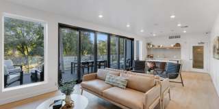 Downtown 360 Apartments Gallery 19