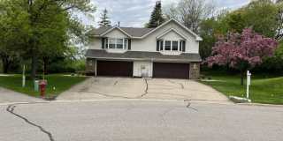 407 Wood Way Gallery 1