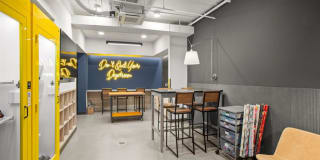 Mason & Main Gallery 57