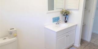 350 NE Granduer Avenue Gallery 17