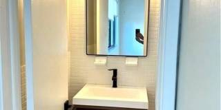 1541 Cordova Road Gallery 7