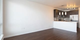 Radius Uptown Apartments Gallery 44