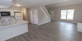 3 bedroom duplex in Southern Columbia. Gallery 8