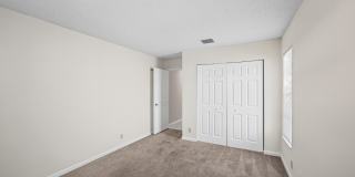 440 Ashwood Place Gallery 15