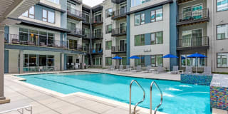 Encore 4505 at Town Center Apartments Gallery 23