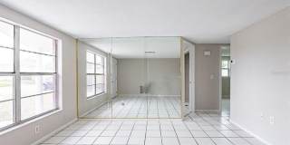 Charming 2BR House in Port Richey Gallery 4