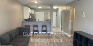 2124 N Tamiami Trl Gallery 7