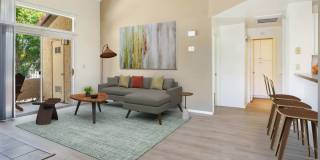 Vista Del Lago Gallery 24