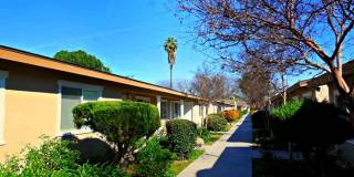 Garden Square Apartments    2 Bedroom 1 Bath Gallery 3