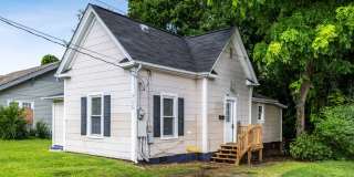 UNCG area with 3 bedrooms and 1 bath, Central AC! UNCG area with 3 bedrooms and 1 bath, Central AC! Gallery 1
