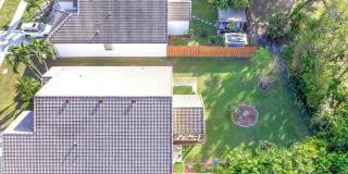 1883 Oak Berry Circle Gallery 32